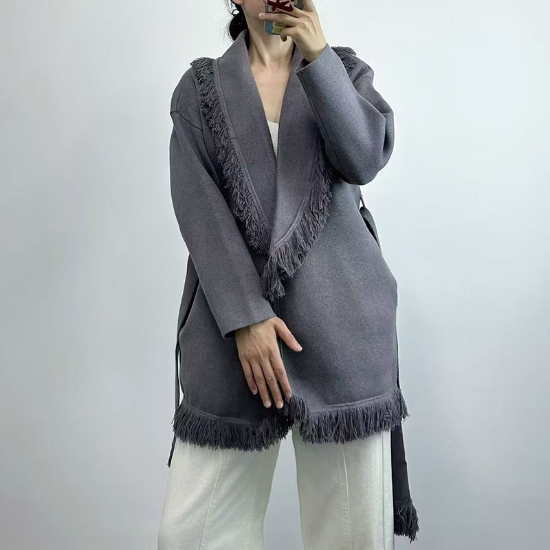 Długi wełniany kardigan damski – Wool Coat Peacoat recenzja i cena